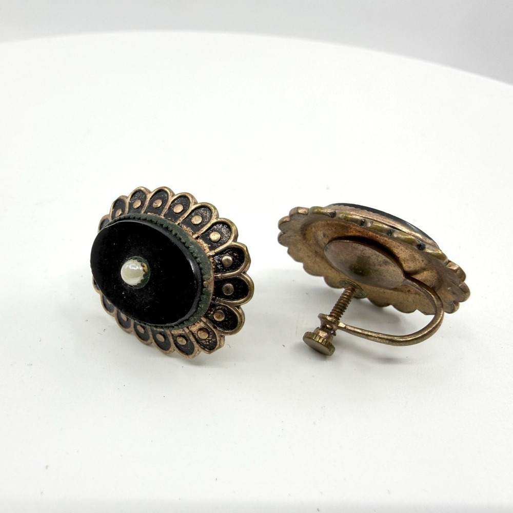 Vintage Style Black Onyx Pearl Screw Back Earrings Elegant Gothic Statement Gift